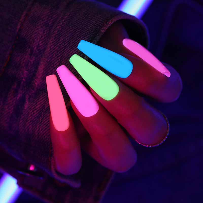 Glow in the dark poly gel